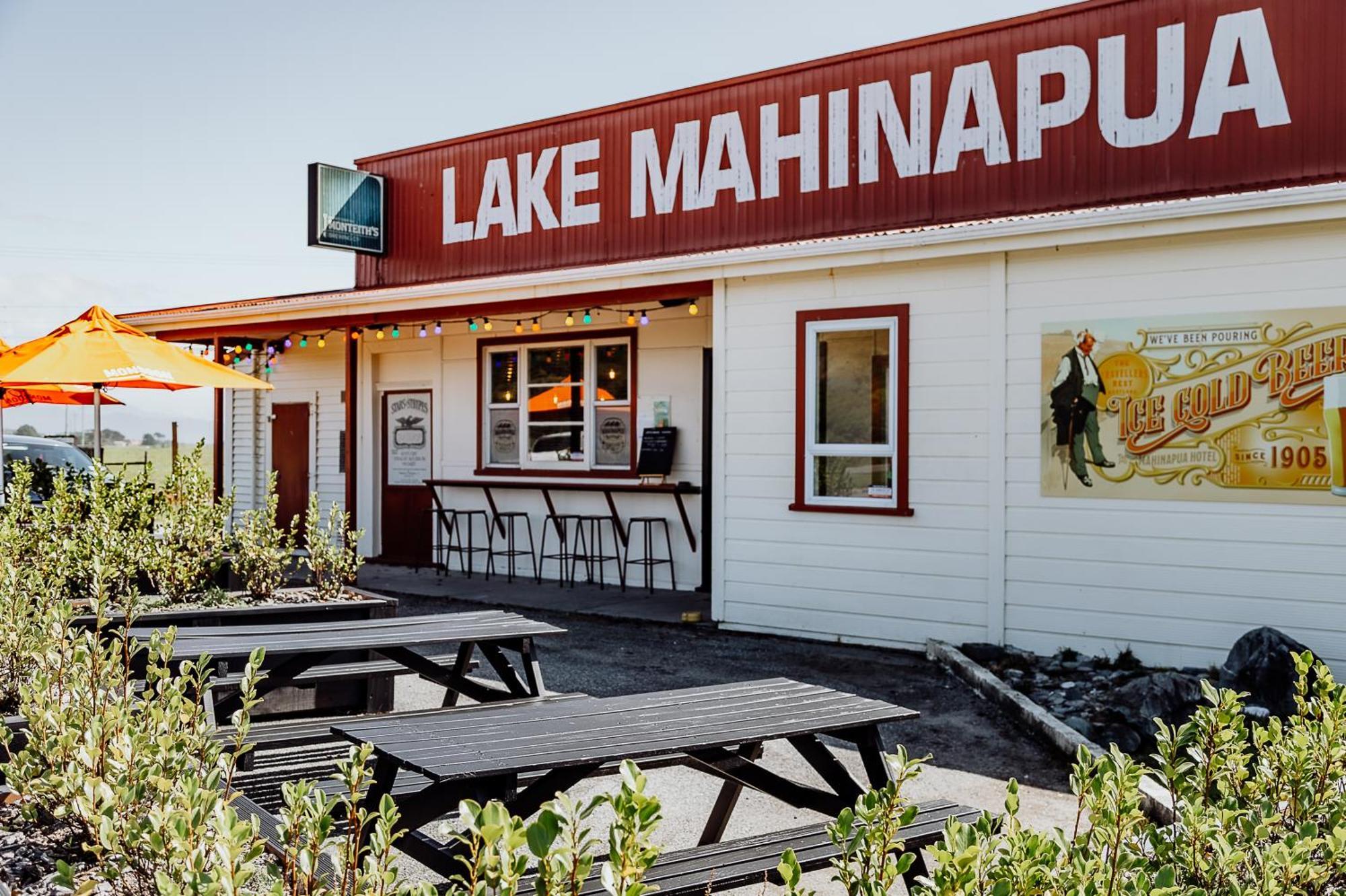 Lake Mahinapua Hotel Ruatapu Exterior photo