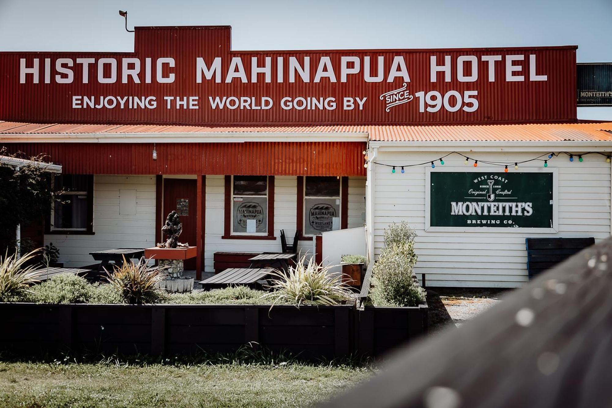 Lake Mahinapua Hotel Ruatapu Exterior photo